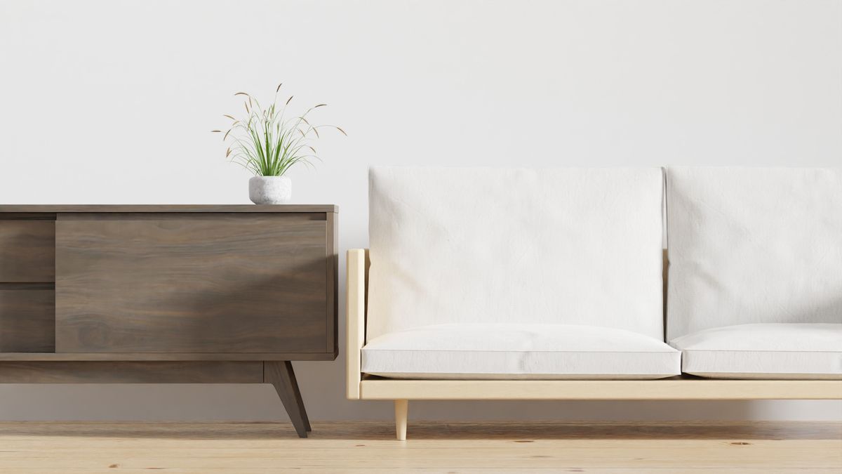 Minimalistický obývací pokoj s dřevěnou konzolou